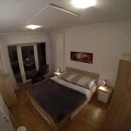 Apartment Reggie - Pec pod Snezkou