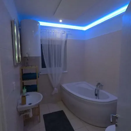Apartment Reggie -