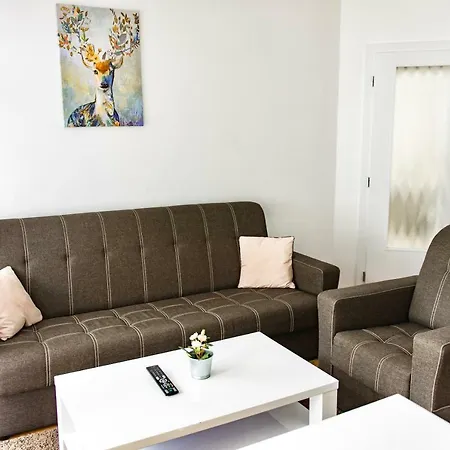 Apartment Reggie - Pec pod Snezkou